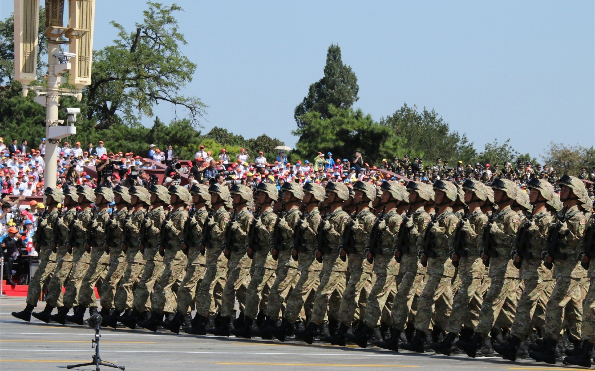 大连一方主场击败昆明奔驰,全取三分,大连队比赛直播