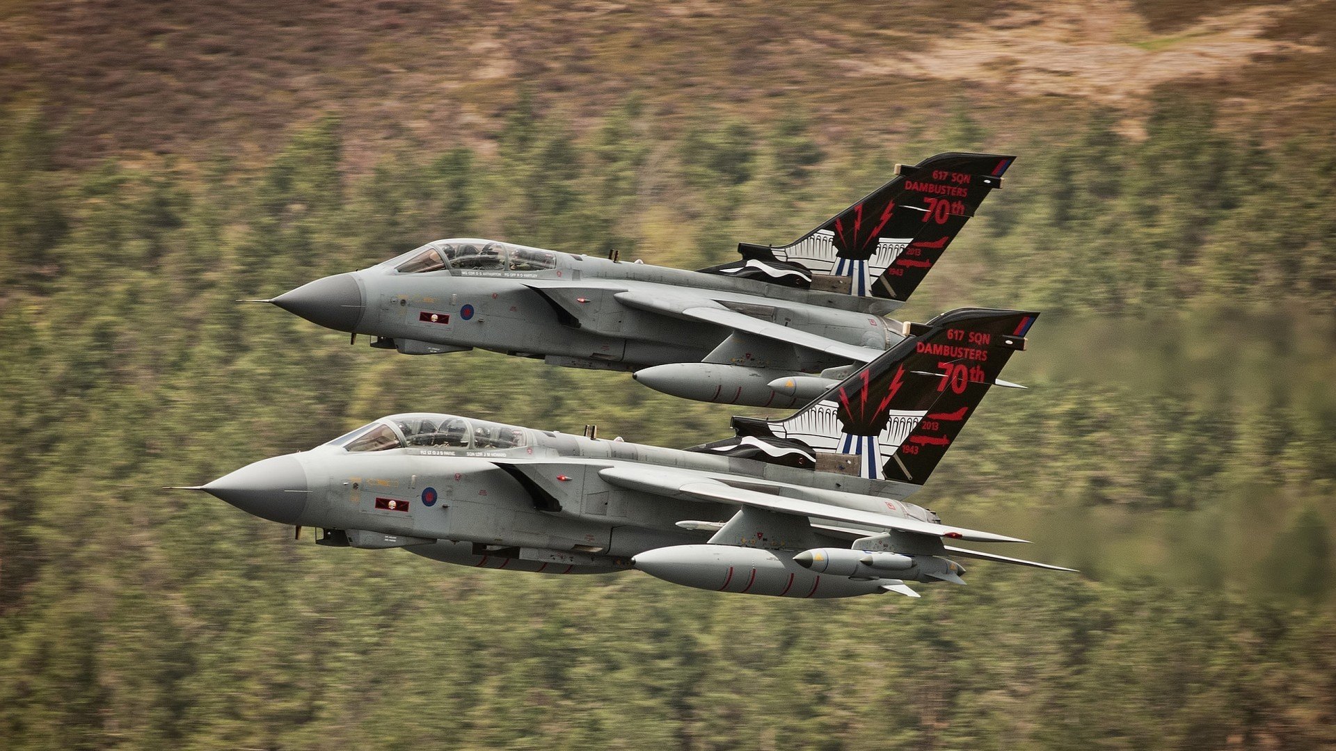 广场舞推动健康生活方式普及，广场舞为促进全民健身的开展发挥的作用