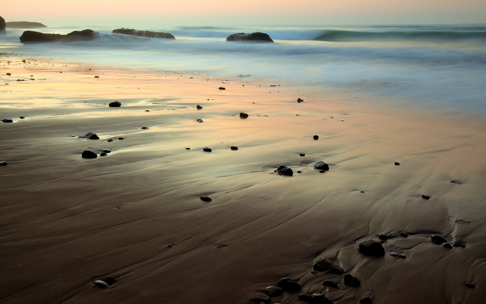 九游（jiuyou.com）游戏-沙尔克队连续获得胜利，信心倍增，沙尔克队主帅