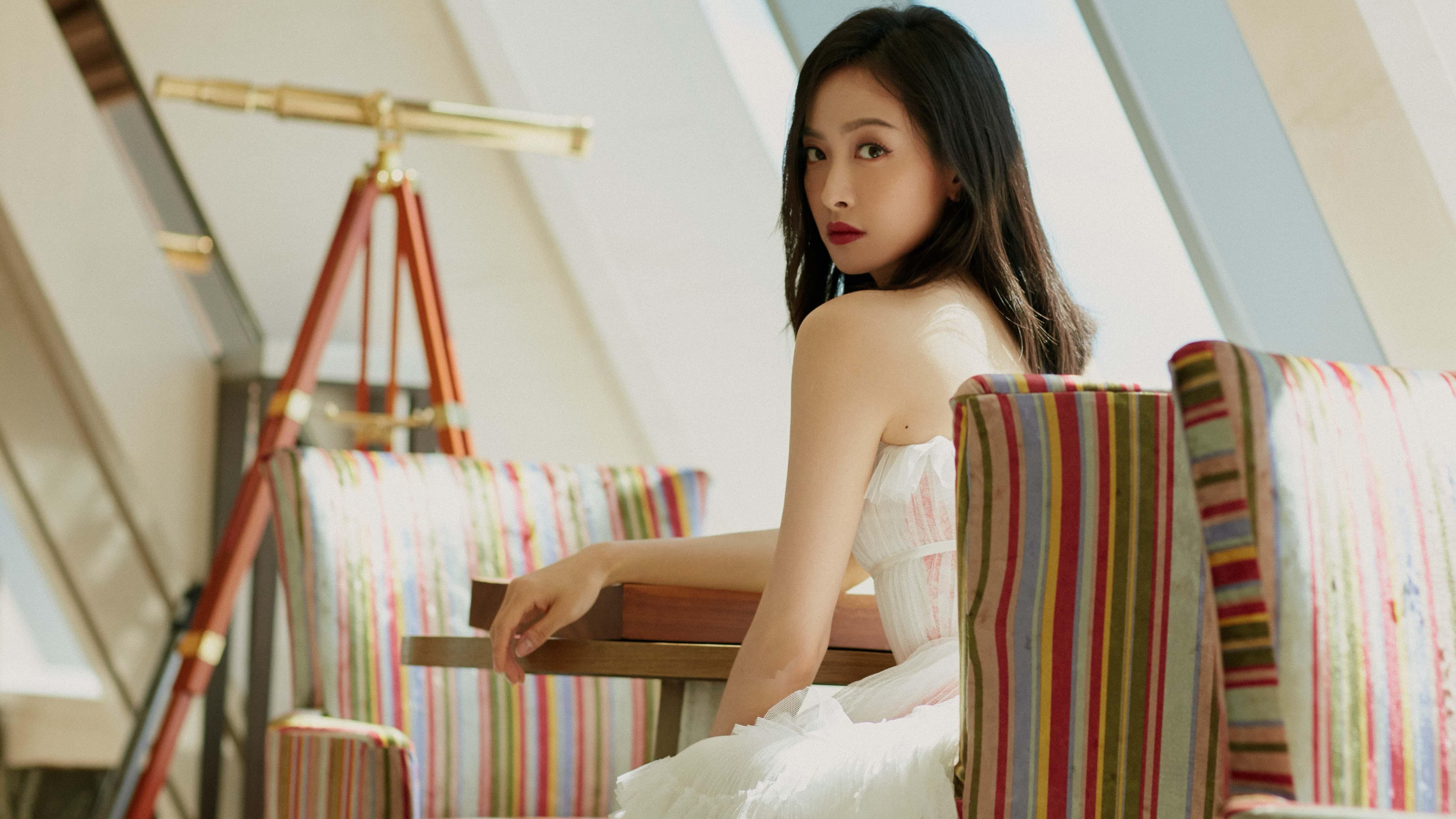 九游网页版官网-女子200蝶节奏演变图：中美路径各异，女子200米蝶泳比赛时间