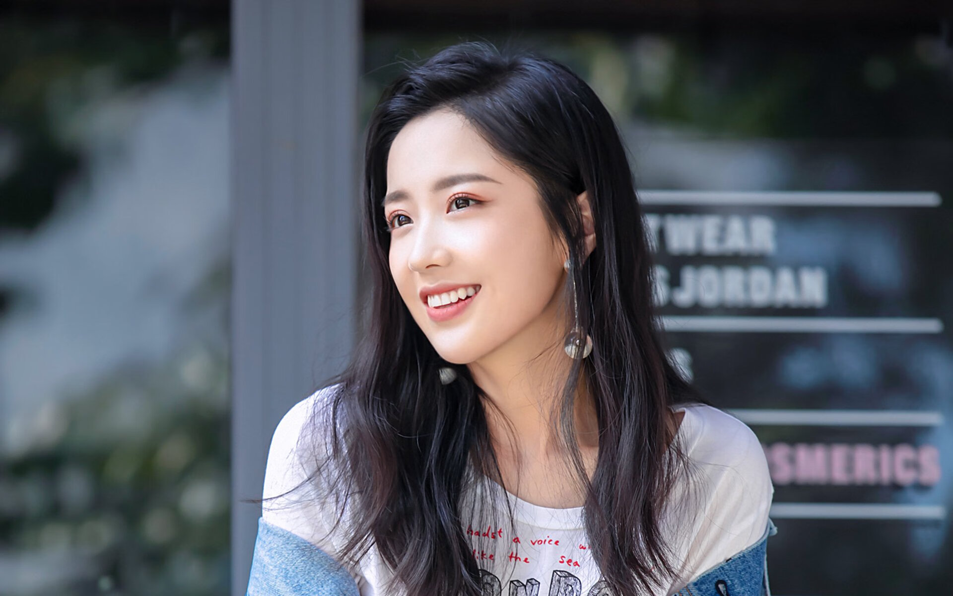 男子仰泳划频表现突出，仰泳划手视频