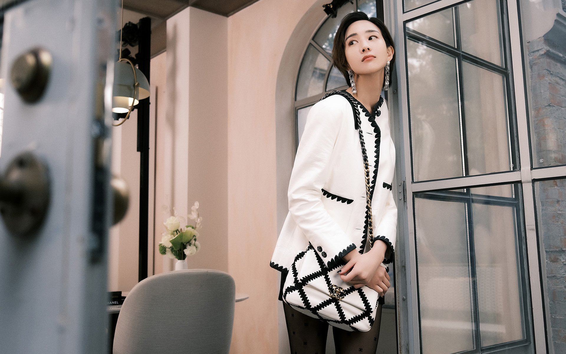 跳水动作流畅奥地利再获高分，澳大利亚的跳水运动员